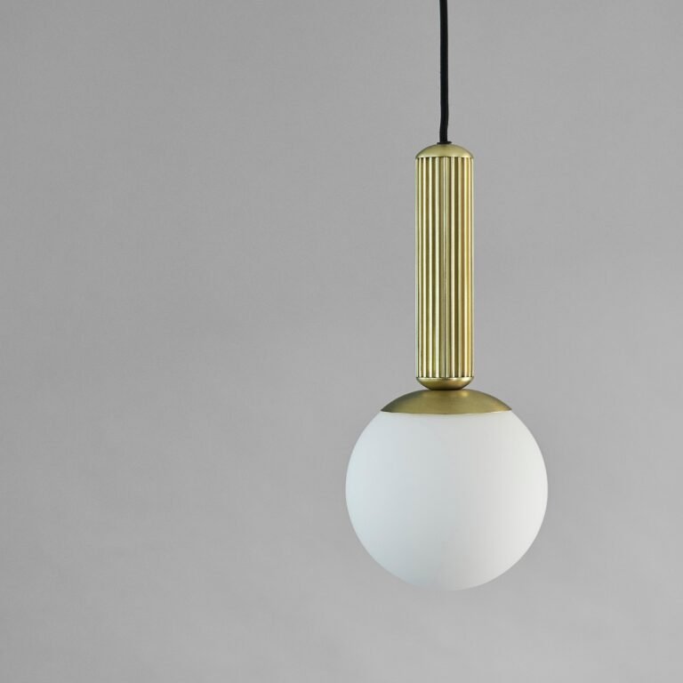 Pakabinamas šviestuvas No. 2 Brass