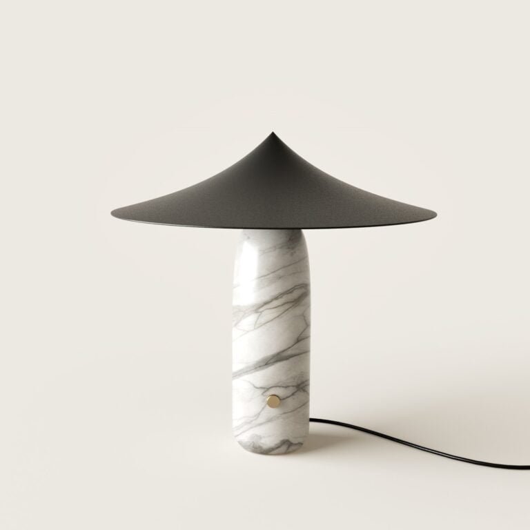 Stalinis šviestuvas Kine White marble