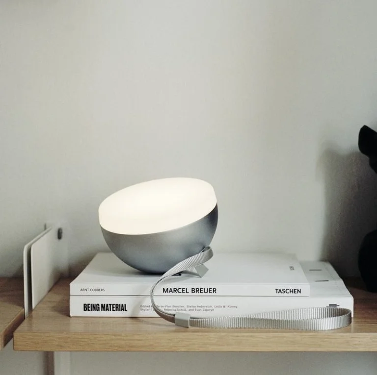 Nešiojamas šviestuvas Sphere Adventure Warm Grey