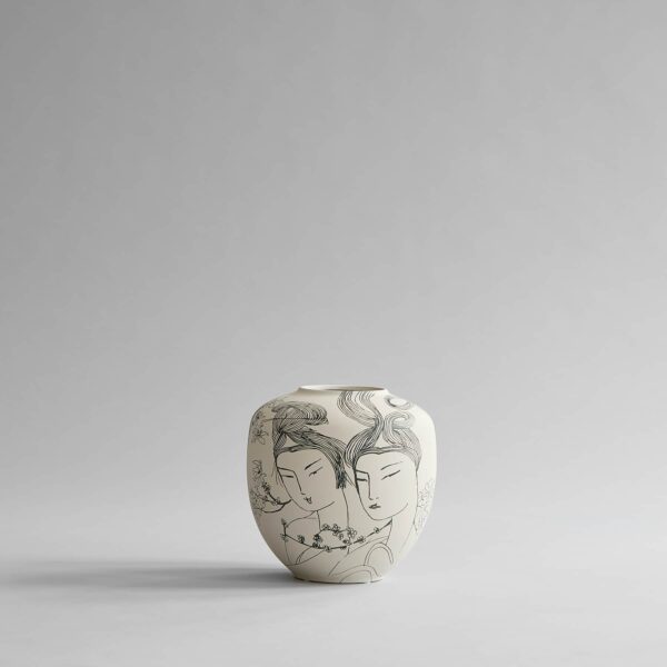 Vaza Sunao Medio Birch with Japanese Motif
